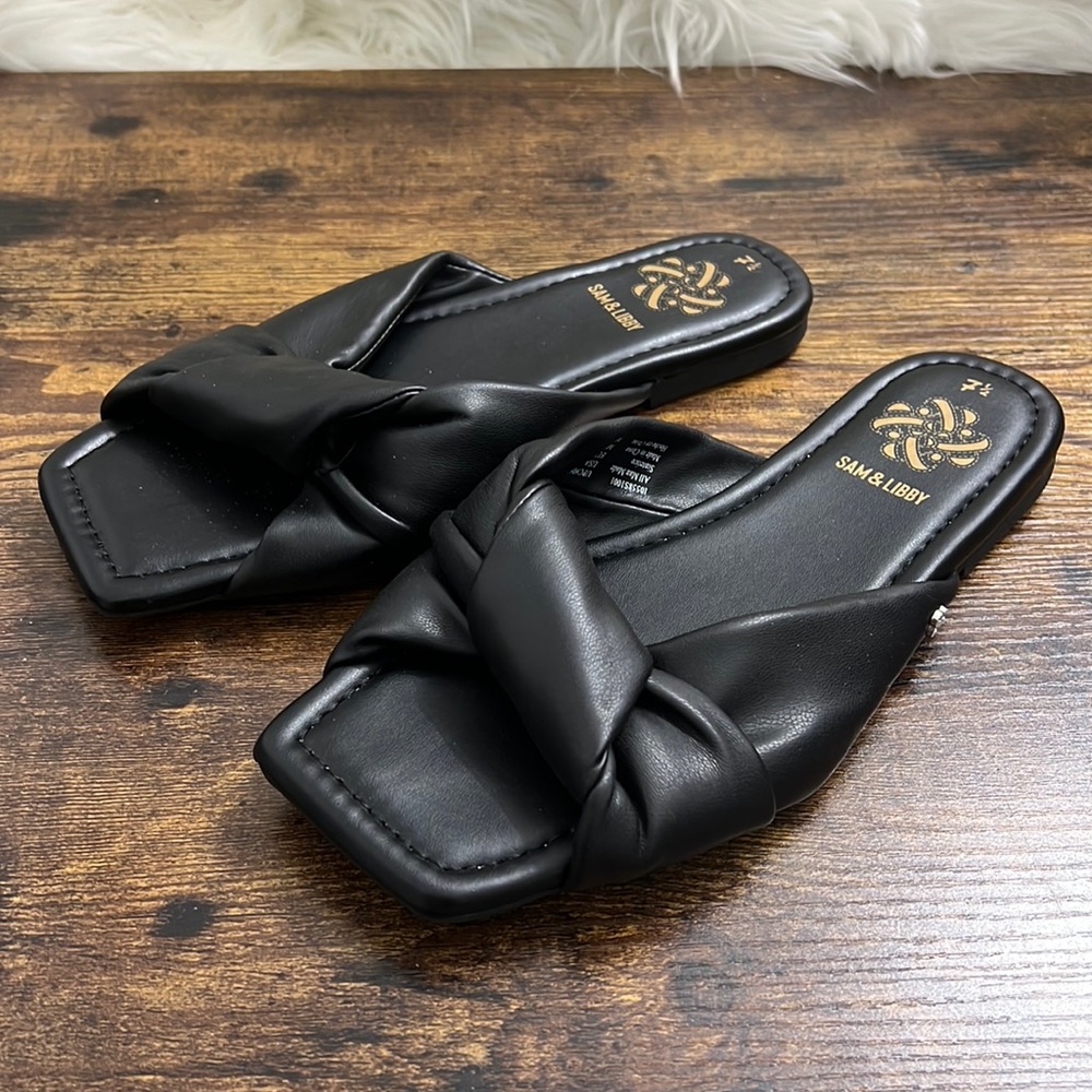 Sam & Libby Taullulah Slides Women’s Black Color Slides Size 7.5